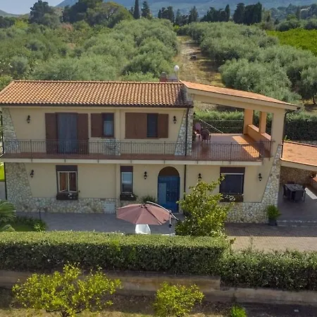 Villa Canape' With Private Pool