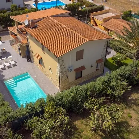Villa Canape' With Private Pool Mandra Capreria