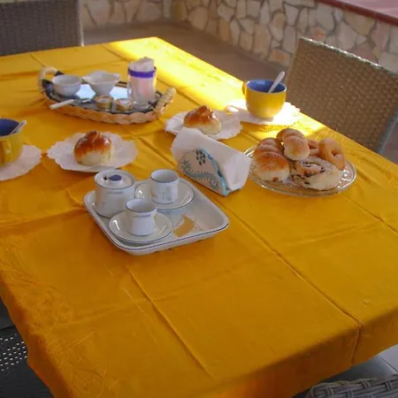 Canape' With Private Pool Villa Mandra Capreria